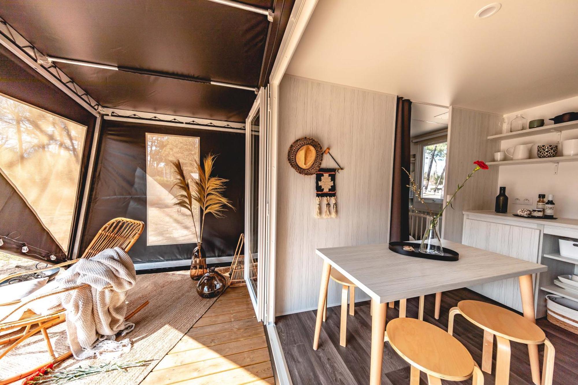 Camping Villaggio Internazionale San Menaio Extérieur photo