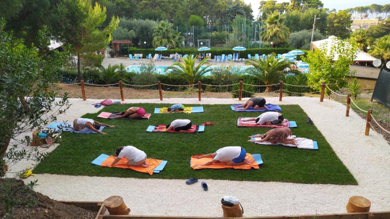 Camping Villaggio Internazionale San Menaio Extérieur photo