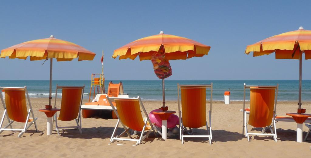 Camping Villaggio Internazionale San Menaio Extérieur photo